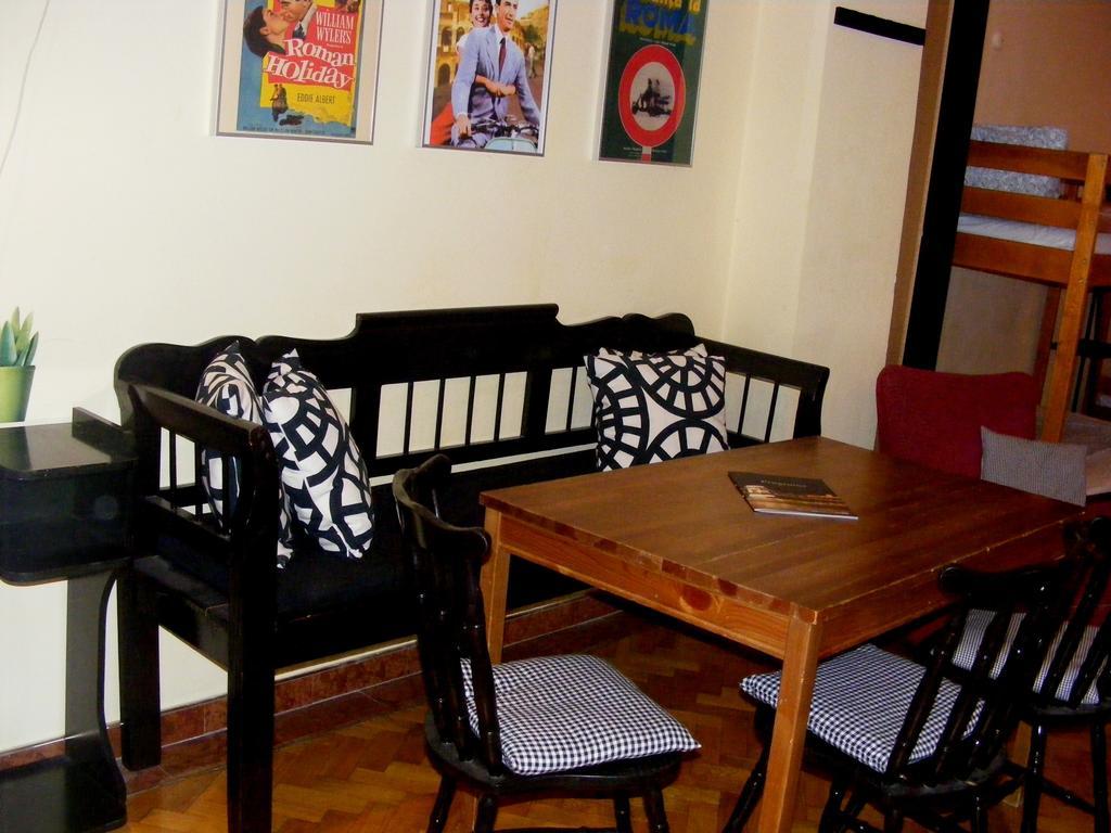 11Th Hour Cinema Hostel 부다페스트 외부 사진