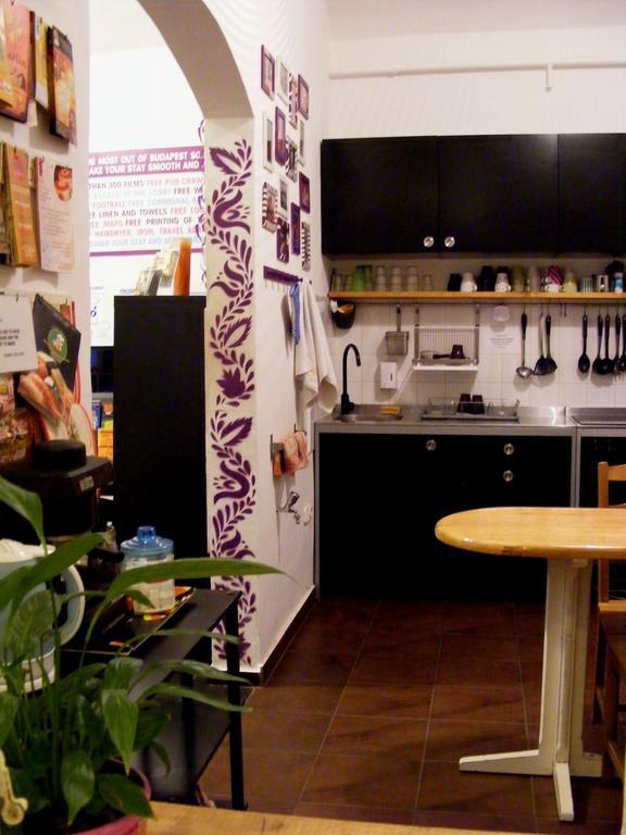 11Th Hour Cinema Hostel 부다페스트 외부 사진